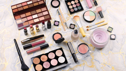 Glam Up Your Essentials: Explore the Ultimate Guide to Cosmetic Bags with Mirrors