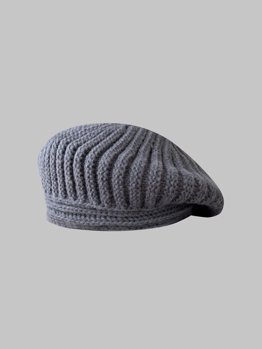 Women's Knitted Beret – Autumn/Winter Fashion