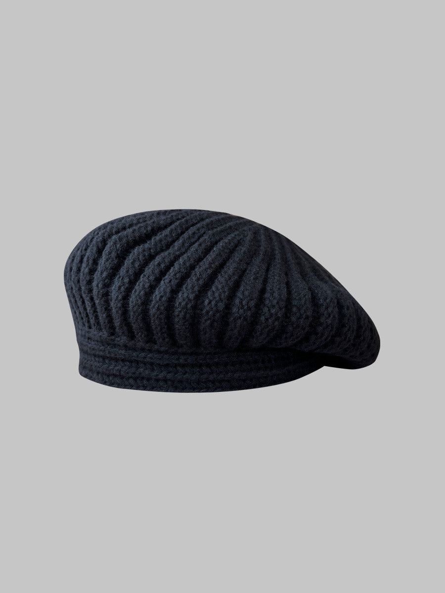 Women's Knitted Beret – Autumn/Winter Fashion